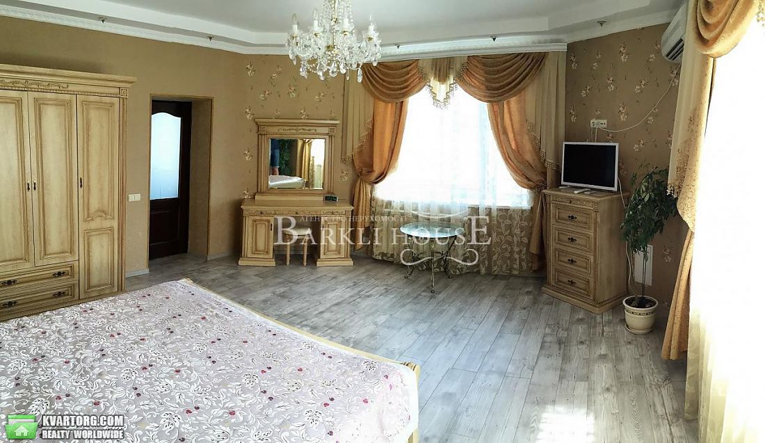 Rent out house. Киев,  Богатырская — photo 7