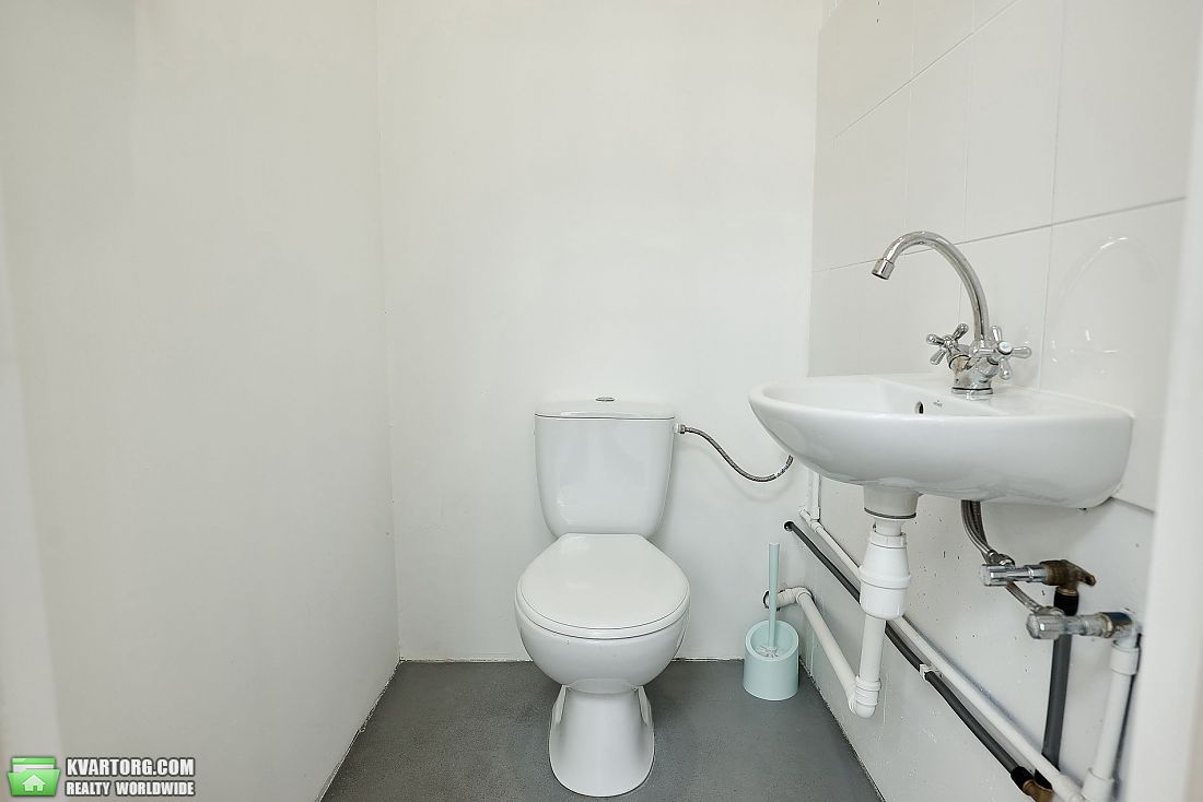 Rent out office. Киев, Соломенская — photo 8