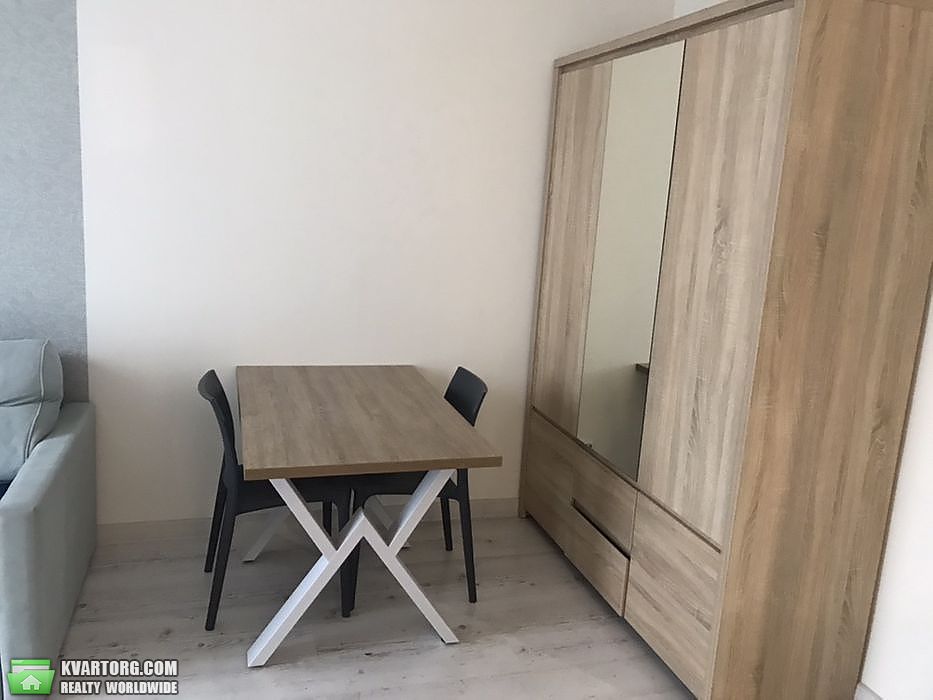 Rent out 2-room apartment. Киев, заречная — photo 3