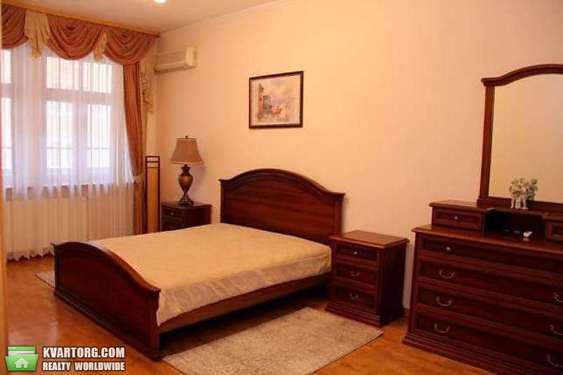 Rent out 3-room apartment. Киев,  Павловская — photo 4