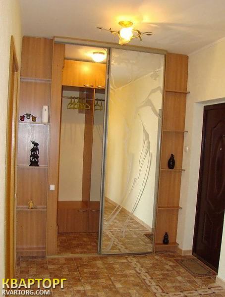 Rent out 2-room apartment. Киев, Урловская — photo 4