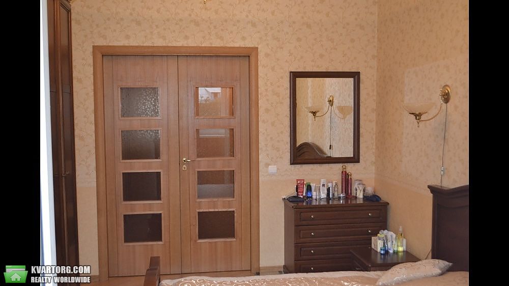 Rent out 2-room apartment. Киев,  Кловский спуск — photo 7