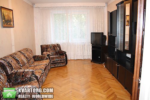 Sell 3-room apartment. Киев,  Дегтяревская — photo 4