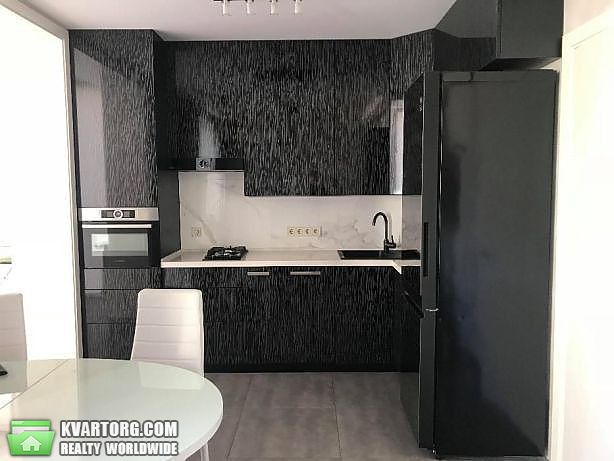 Sell 2-room apartment. Киев, Замковецкая — photo 3
