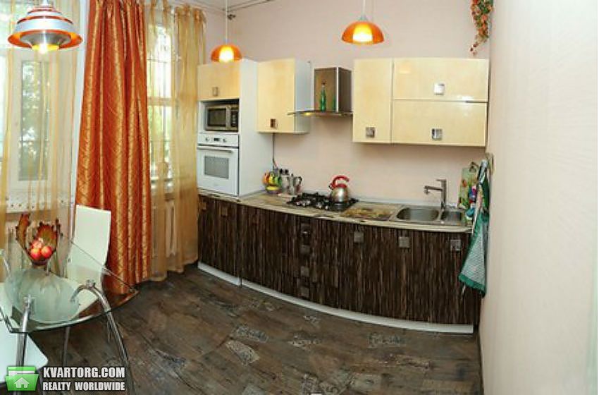 Rent out 2-room apartment. Киев,  Братская — photo 2
