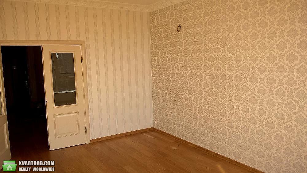 Rent out 3-room apartment. Киев,  Барбюса — photo 3
