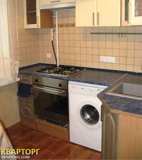 Rent out 2-room apartment. Киев,  Героев Днепра — photo 1