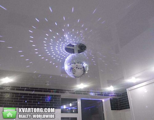 Rent out 1-room apartment. Киев, Леси Украинки бул — photo 3