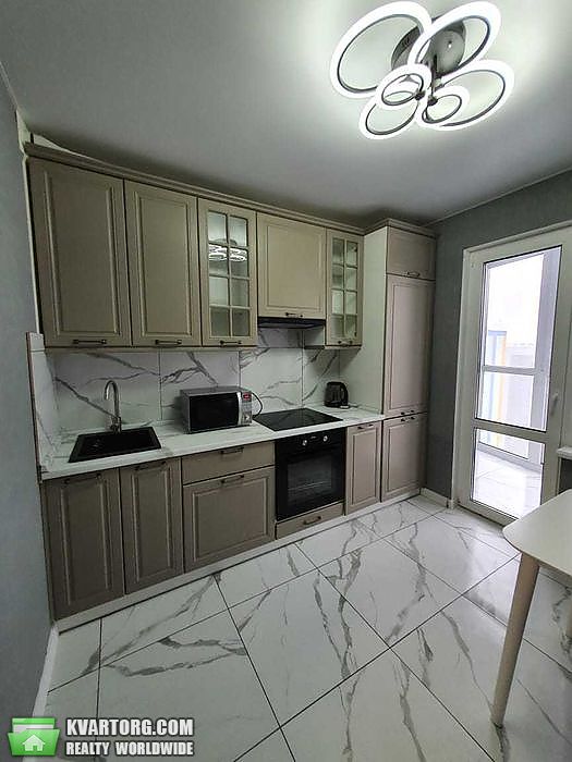 Rent out 1-room apartment. Киев,  Вишняковская — photo 4