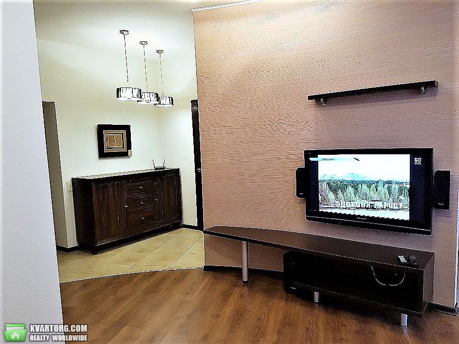 Rent out 2-room apartment. Киев, Героев Сталинграда просп. — photo 3