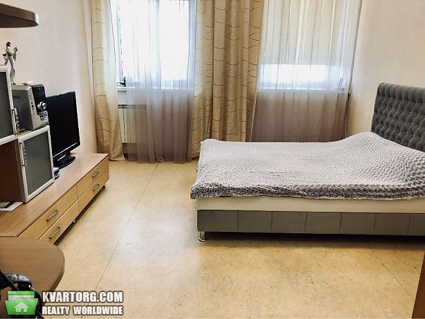 Rent out 2-room apartment. Киев, Владимирская — photo 6