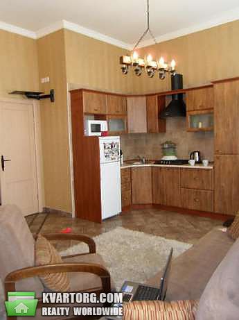 Rent out 2-room apartment. Киев,  Нижний Вал — photo 3
