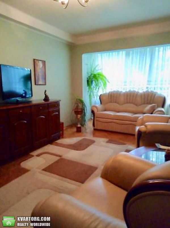 Sell 3-room apartment. Киев,  Зодчих — photo 1