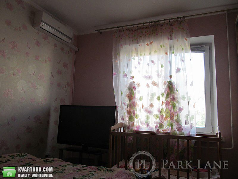 Sell 2-room apartment. Киев,  Ватутина пр — photo 3