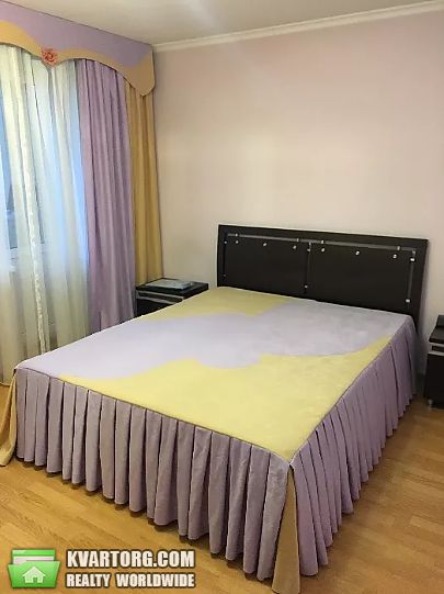 Rent out 4-room apartment. Киев,  Антоновича — photo 5