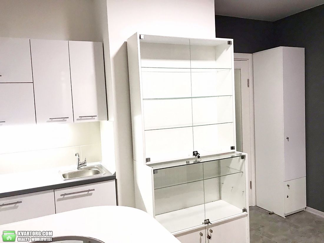 Rent out office. Киев, Урловская — photo 8