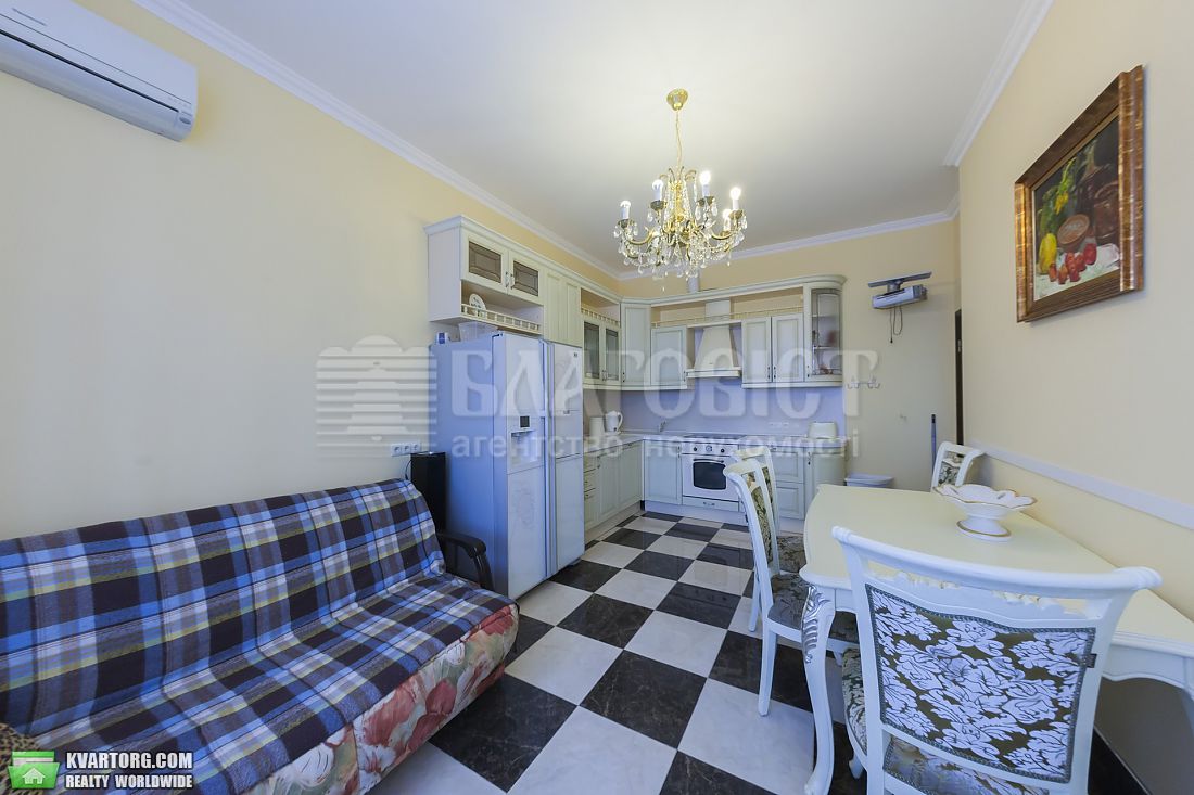 Rent out 2-room apartment. Киев,  Старонаводницкая — photo 4