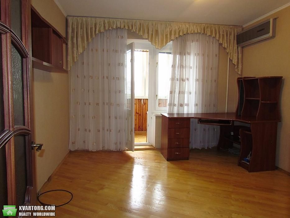 Sell 3-room apartment. Киев,  Руденко — photo 4