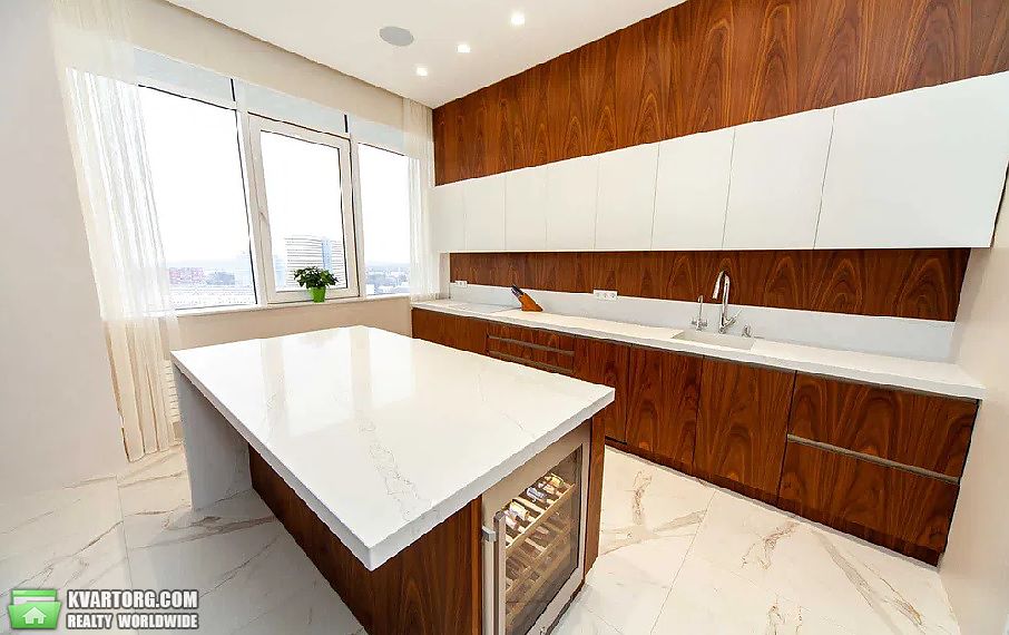 Sell 4-room apartment. Киев,  Ломоносова — photo 4