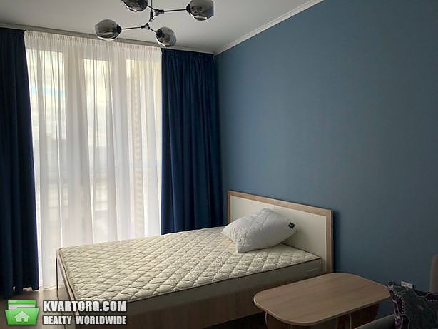 Rent out 1-room apartment. Киев, Семьи Кульженко — photo 2