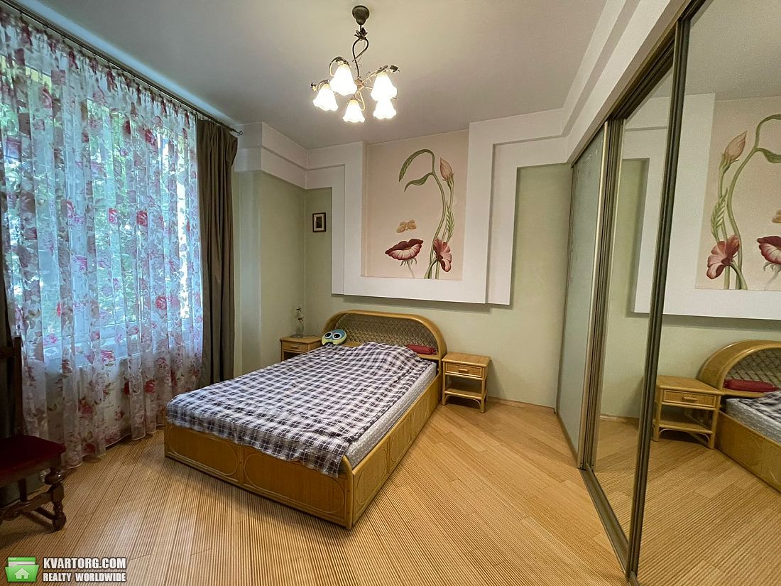 Rent out 3-room apartment. Львов, Франка — photo 3