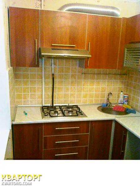 Rent out 1-room apartment. Киев,  Калининградская — photo 1
