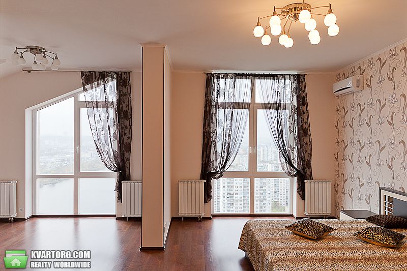Rent out 2-room apartment. Киев, Героев Сталинграда просп. — photo 9