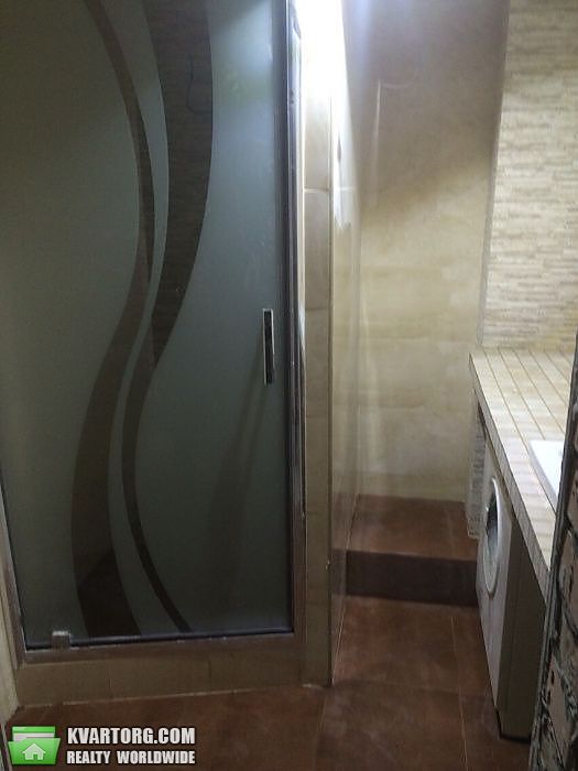 Rent out 2-room apartment. Киев,  Комбинатная — photo 10