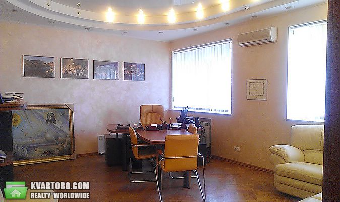 Rent out office. Киев, Банковая — photo 3