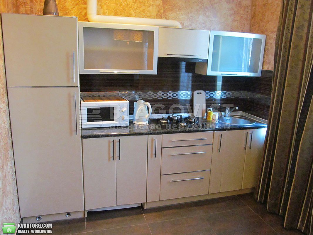 Rent out 1-room apartment. Киев,  Трехсвятительская — photo 5