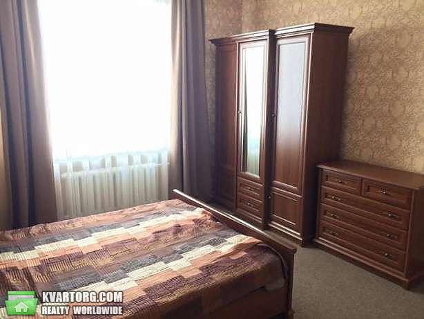 Rent out 2-room apartment. Киев,  Липская — photo 1