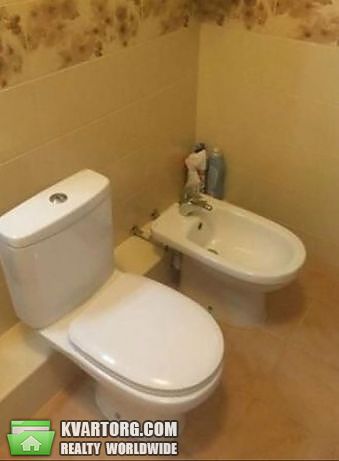 Rent out 1-room apartment. Киев,  Жилянская — photo 7