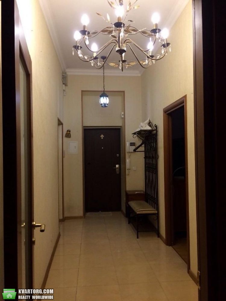 Rent out 3-room apartment. Киев,  Антоновича — photo 8