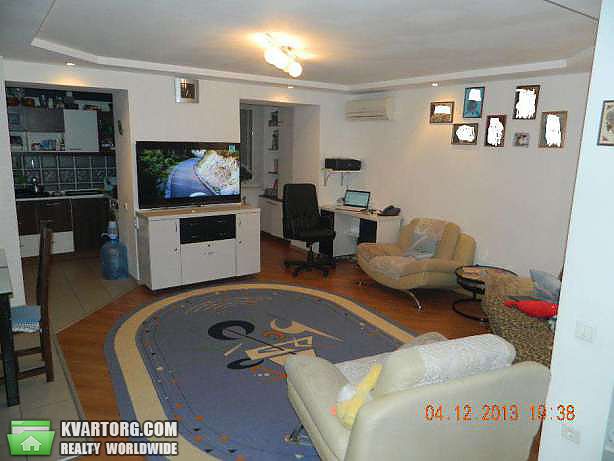 Sell 3-room apartment. Киев, Китаевская — photo 1