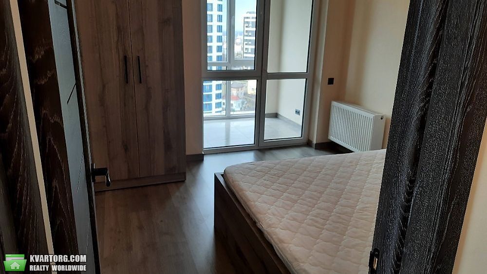 Rent out 1-room apartment. Львов, Героїв УПА — photo 6