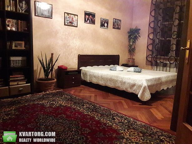 Sell 3-room apartment. Киев,  Вышгородская — photo 2