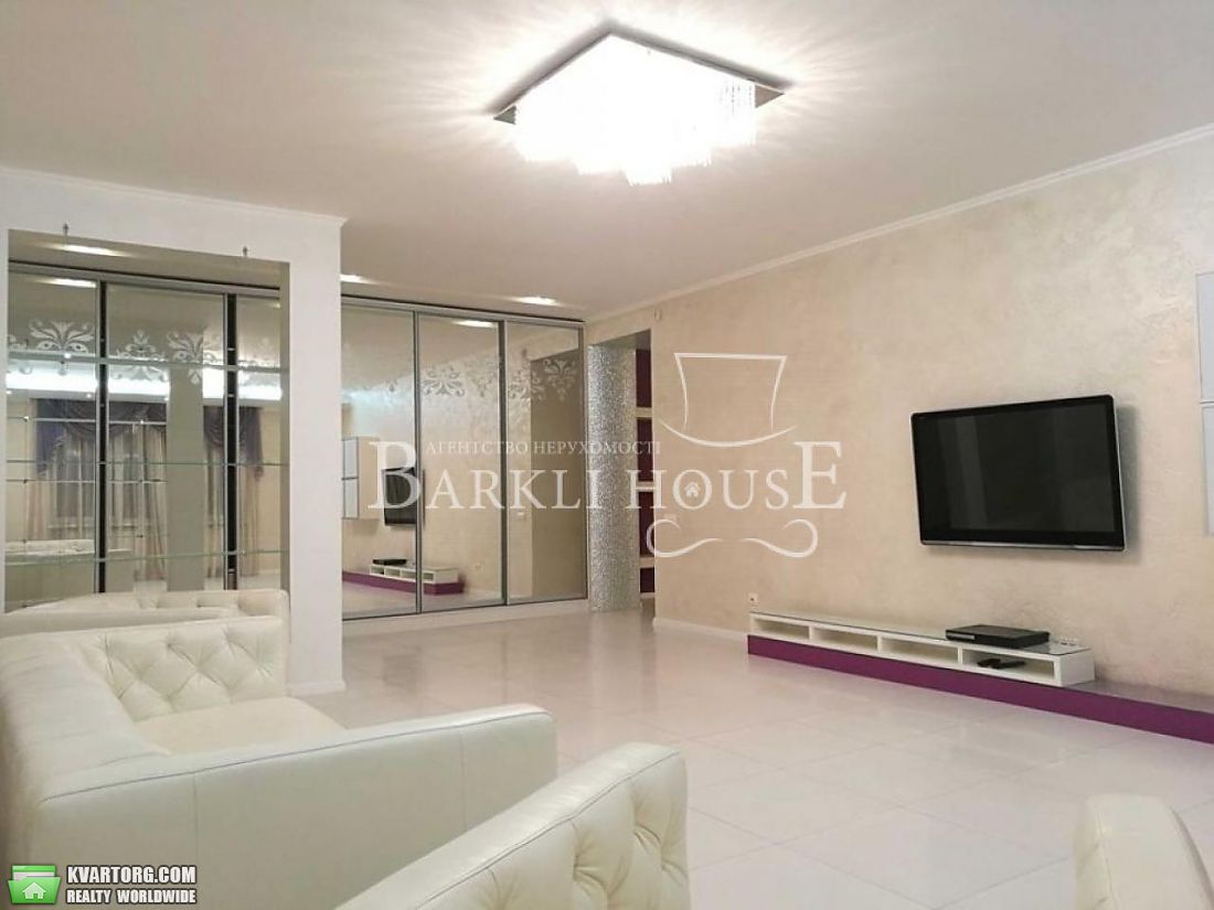 Rent out 4-room apartment. Киев,  Вышгородская — photo 5
