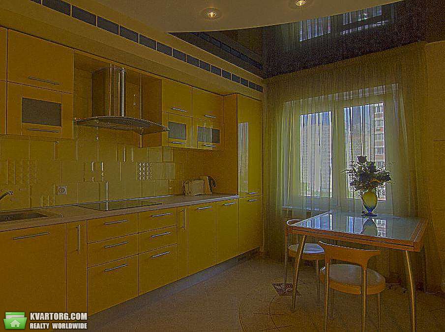 Rent out 2-room apartment. Киев, Гмыри — photo 2
