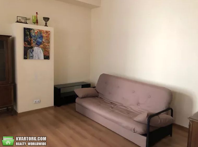 Rent out 2-room apartment. Киев,  Антоновича — photo 3