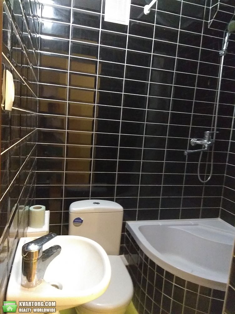 Rent out 1-room apartment. Киев,  Волкова — photo 9