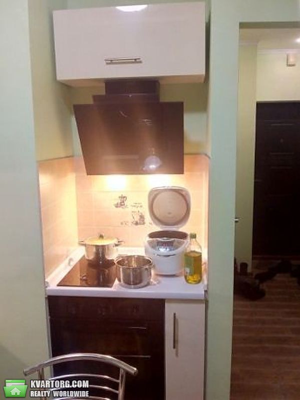 Sell 1-room apartment. Киев,  Олевская — photo 3