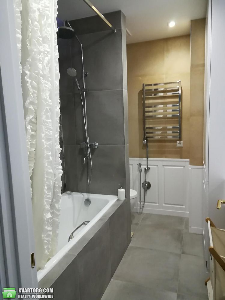 Rent out 2-room apartment. Киев,  Златоустовская — photo 9