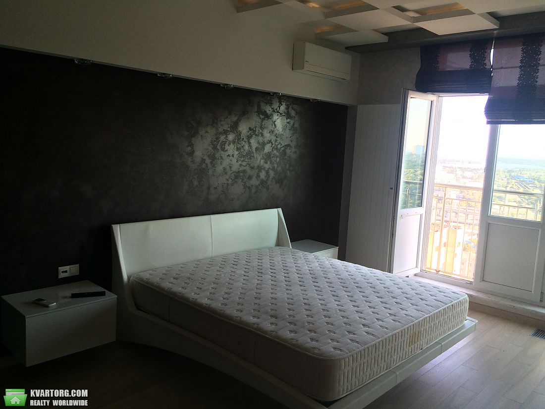 Sell 3-room apartment. Киев,  Зверинецкая — photo 4