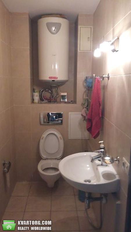 Rent out 3-room apartment. Киев,  Клиническая — photo 8