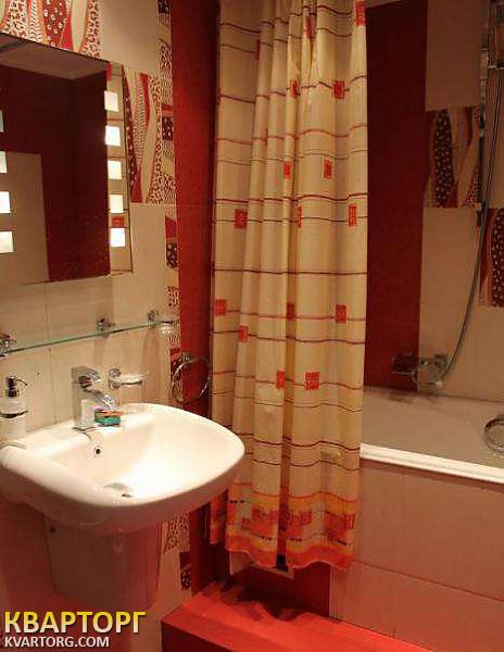 Rent out 2-room apartment. Киев,  Харьковское шоссе — photo 2