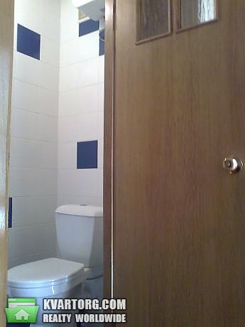 Rent out 2-room apartment. Киев,  Печенежская — photo 9