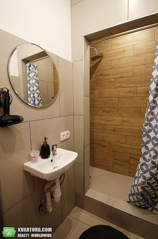 Sell 4-room apartment. Киев, Регенераторная — photo 8