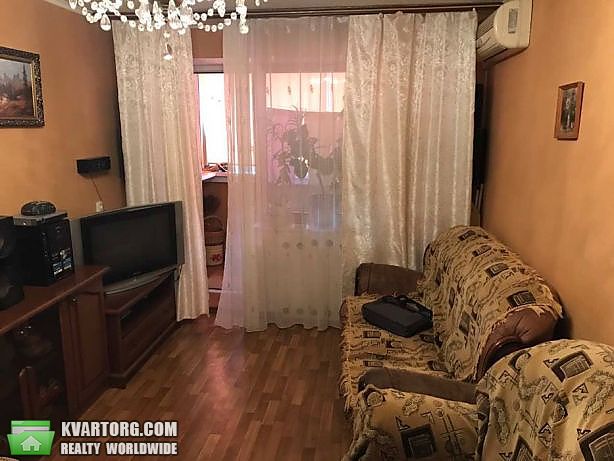 Rent out 1-room apartment. Киев, Иллича — photo 2
