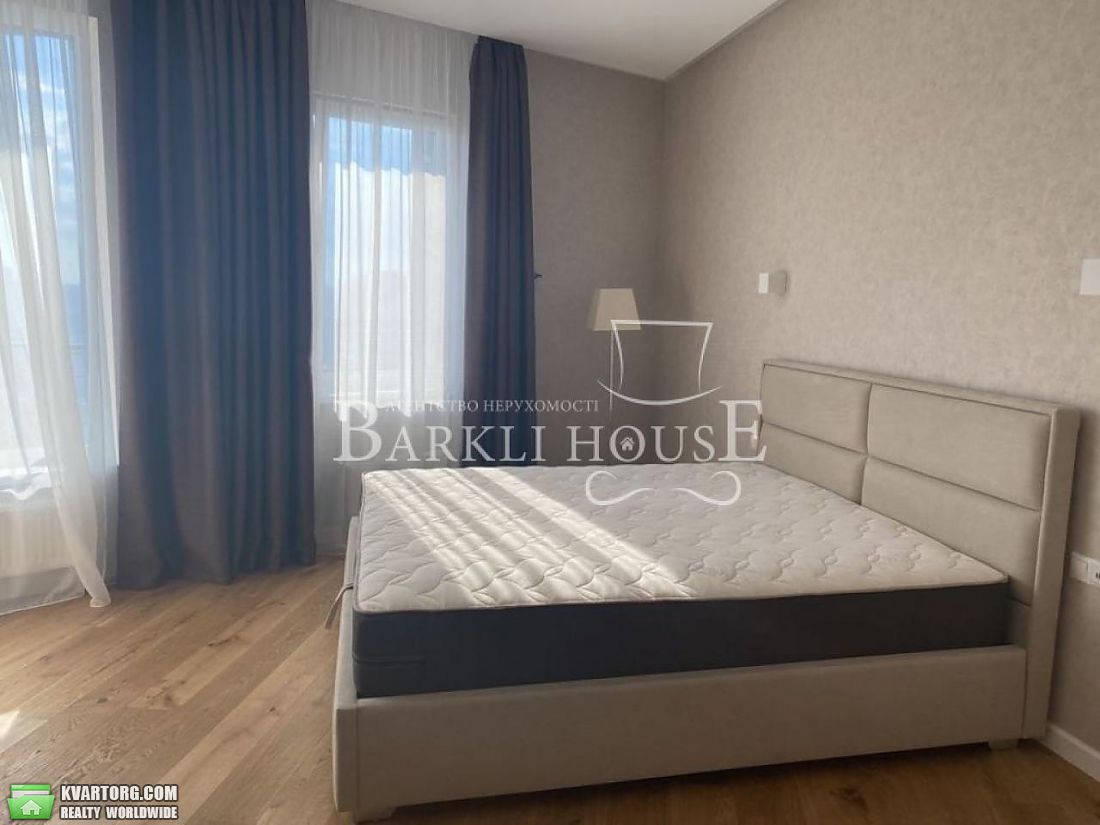Rent out 2-room apartment. Киев,  Лабораторный пер — photo 3