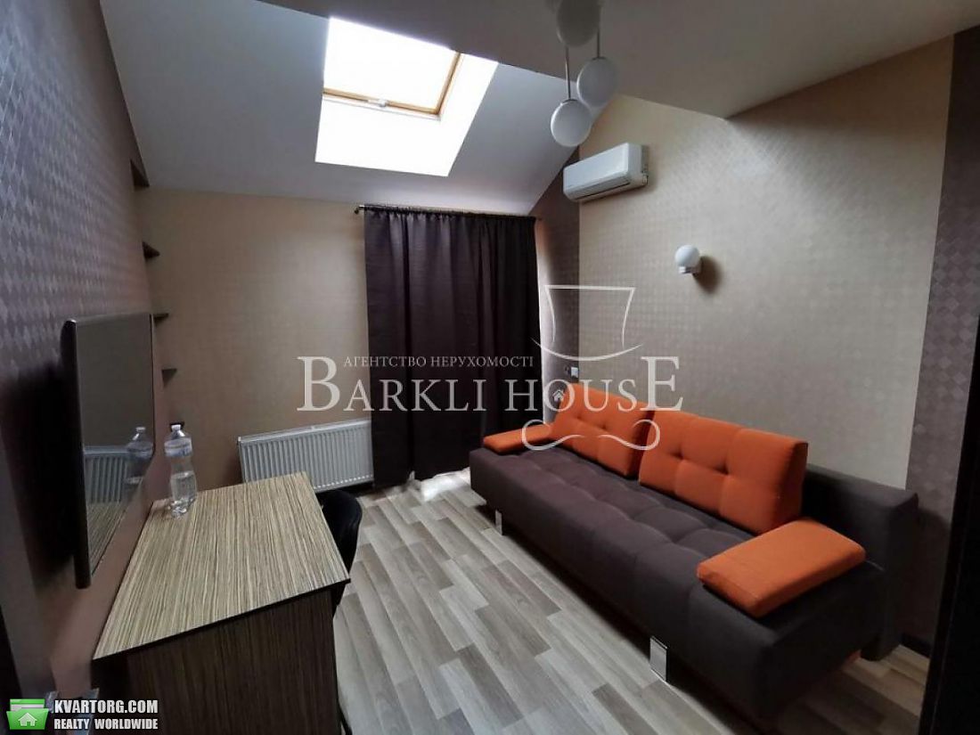 Rent out 4-room apartment. Киев, Регенераторная — photo 5
